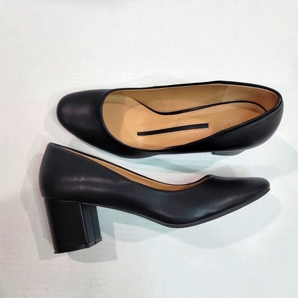 New Directions Morgan Black round Toe Heels Size 9.5 - Picture 1 of 12